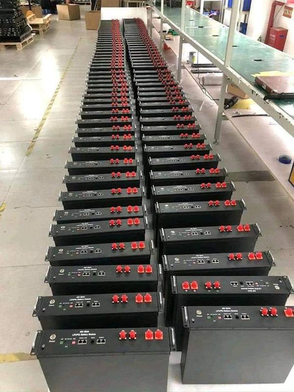 Ρακ Μοντ 48v 50ah 100ah 200ah Lifepo4 Ηλιακή μπαταρία αποθήκευσης ενέργειας 10kw λιθίου Ηλιακή μπαταρία αποθήκευσης ενέργειας